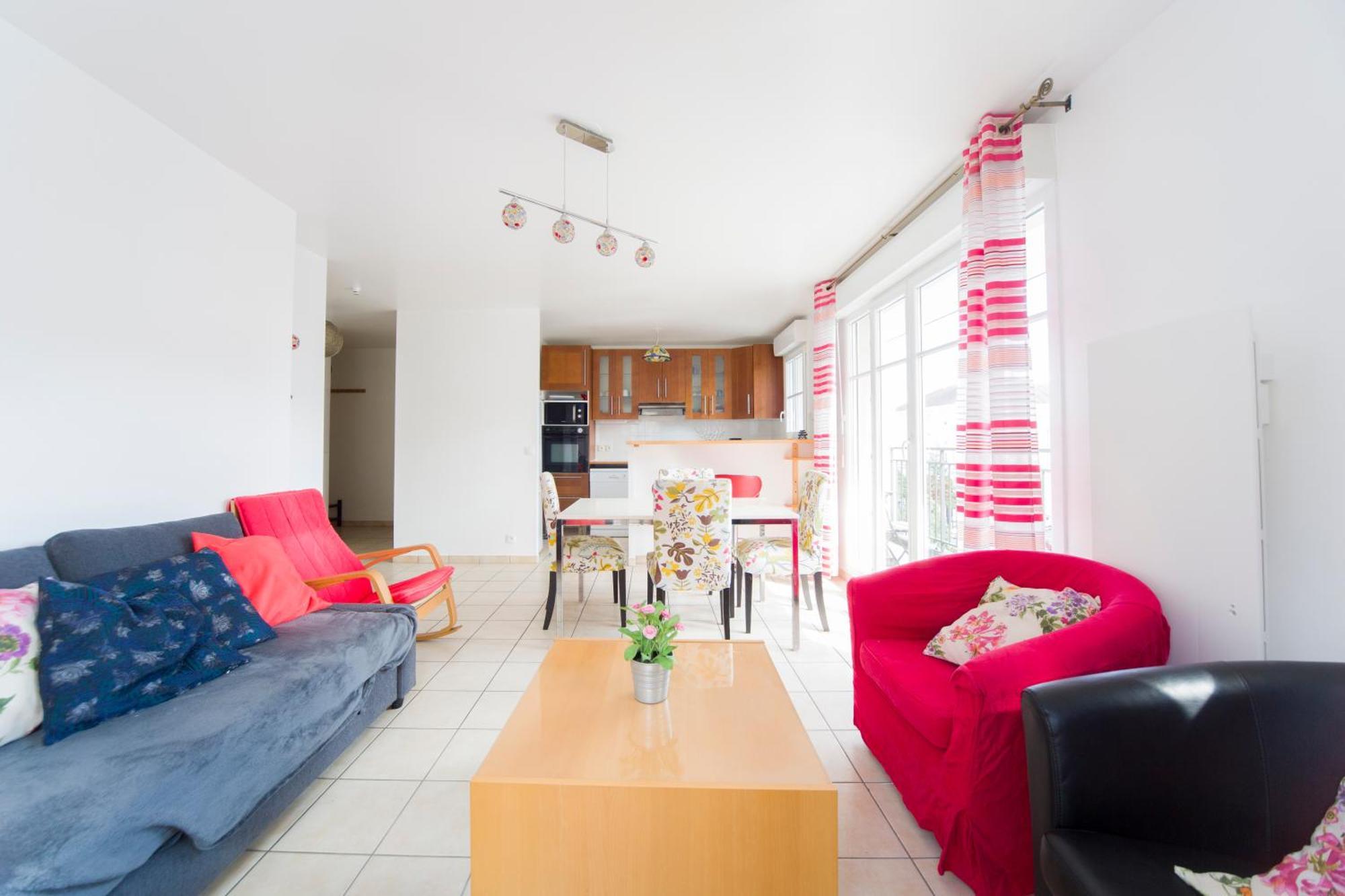 Apartmán F3 - Proche De Disney - Bussy-Saint-Georges Exteriér fotografie